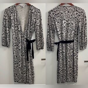 Diane Von Furstenberg Black/Cream Heart Pattern Wrap Dress